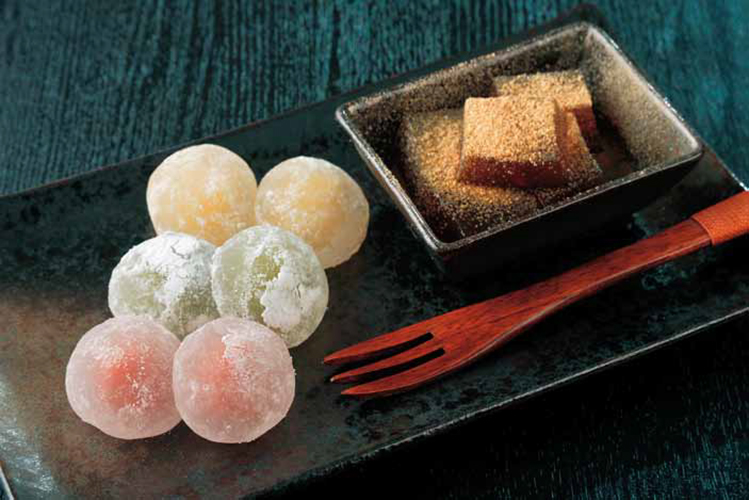 3色こんにゃく餅(いちご・ゆず・抹茶)と黒糖葛餅セット
